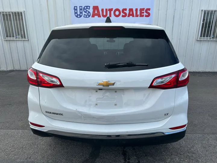 WHITE, 2020 CHEVROLET EQUINOX Image 4