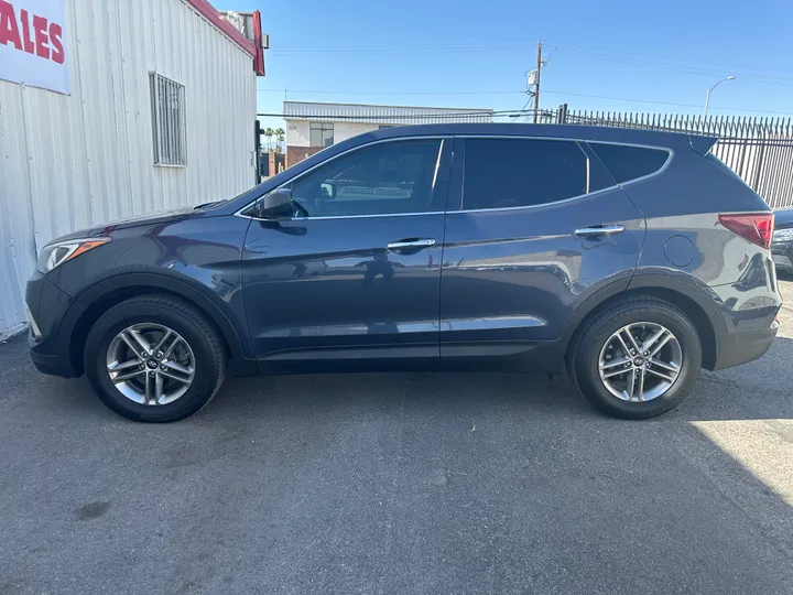 BLUE, 2018 HYUNDAI SANTA FE SPORT Image 8