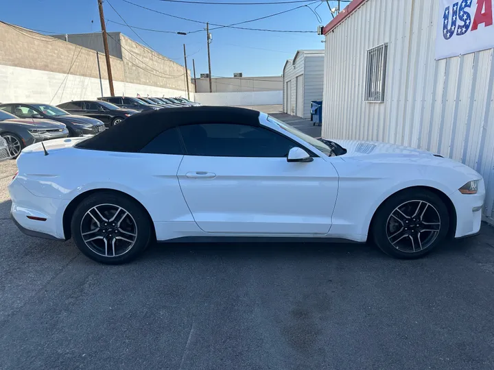 2018 FORD MUSTANG Image 4