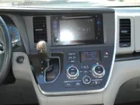GRAY, 2016 TOYOTA SIENNA Thumnail Image 21