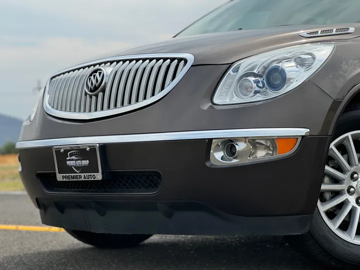 BROWN, 2011 BUICK ENCLAVE Image 2