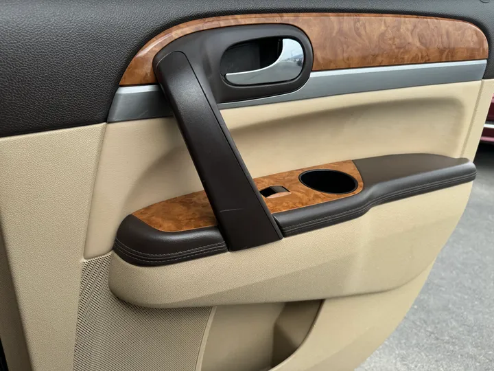 BROWN, 2011 BUICK ENCLAVE Image 19