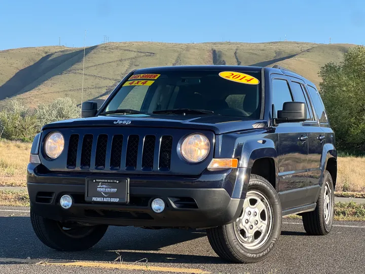 BLUE, 2014 JEEP PATRIOT Image 8