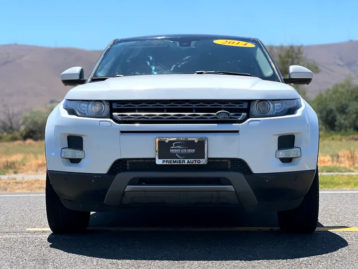 WHITE, 2014 LAND ROVER RANGE ROVER EVOQUE Image 2