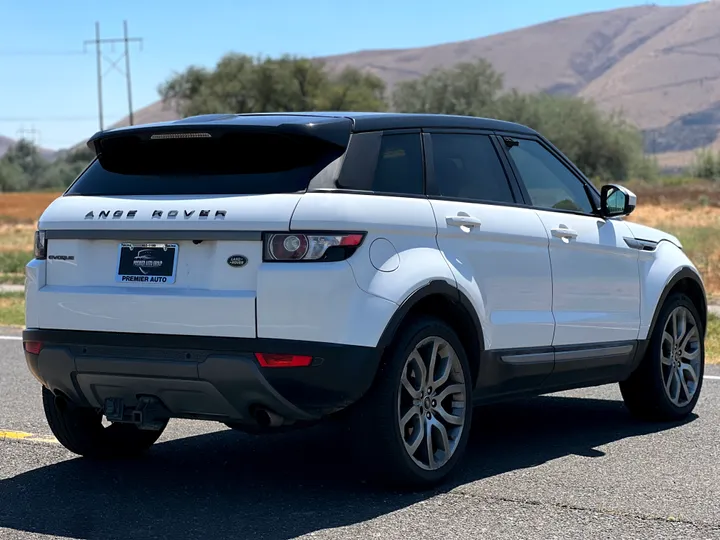 WHITE, 2014 LAND ROVER RANGE ROVER EVOQUE Image 5