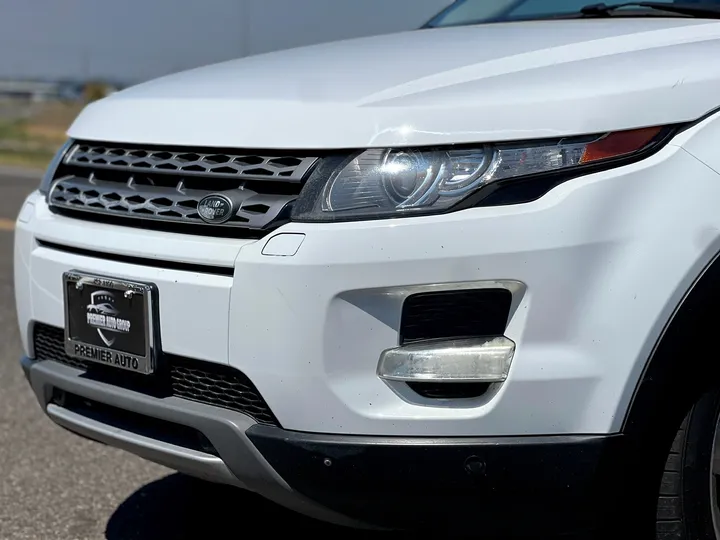 WHITE, 2014 LAND ROVER RANGE ROVER EVOQUE Image 8