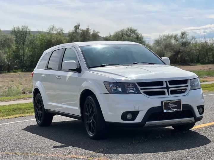 WHITE, 2019 DODGE JOURNEY Image 3