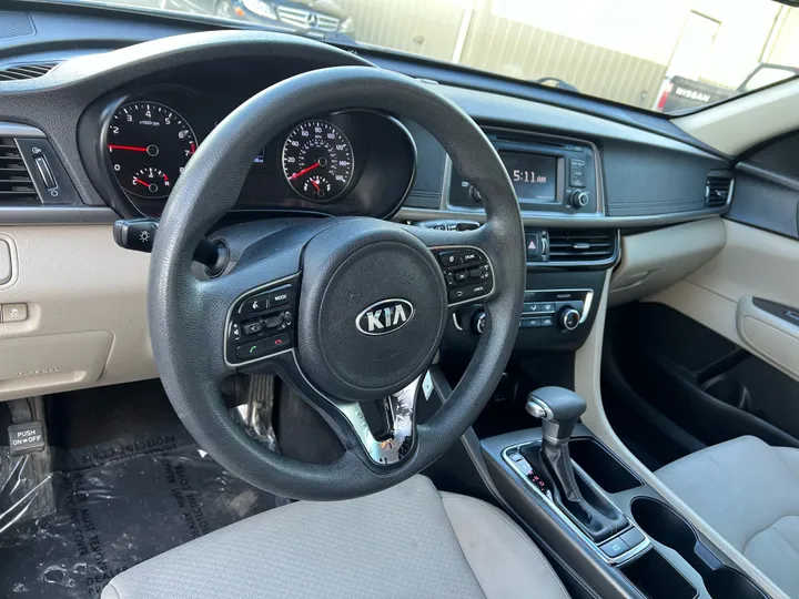 BLUE, 2016 KIA OPTIMA Image 10