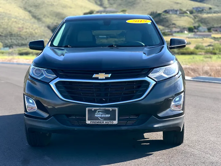 BLACK, 2019 CHEVROLET EQUINOX Image 3