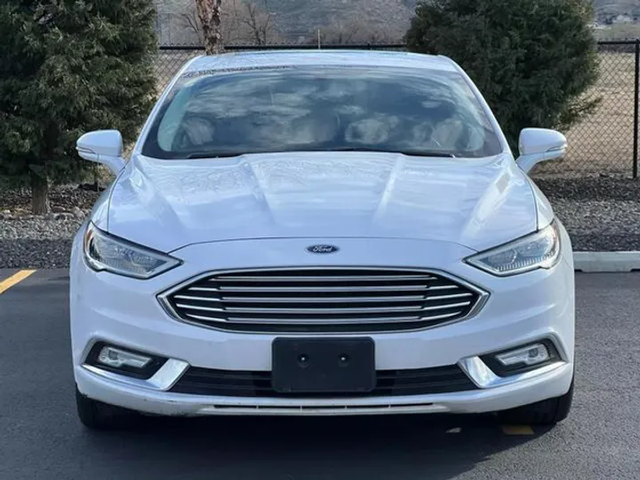 WHITE, 2017 FORD FUSION Image 3