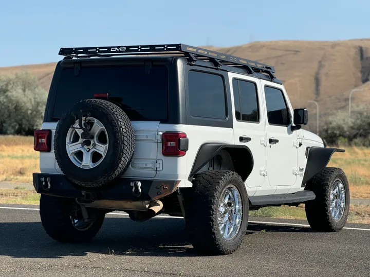 WHITE, 2020 JEEP WRANGLER UNLIMITED Image 5