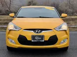 YELLOW, 2016 HYUNDAI VELOSTER Thumnail Image 2