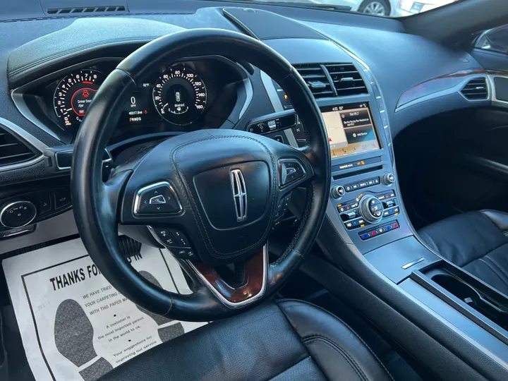 BLACK, 2017 LINCOLN MKZ Image 25