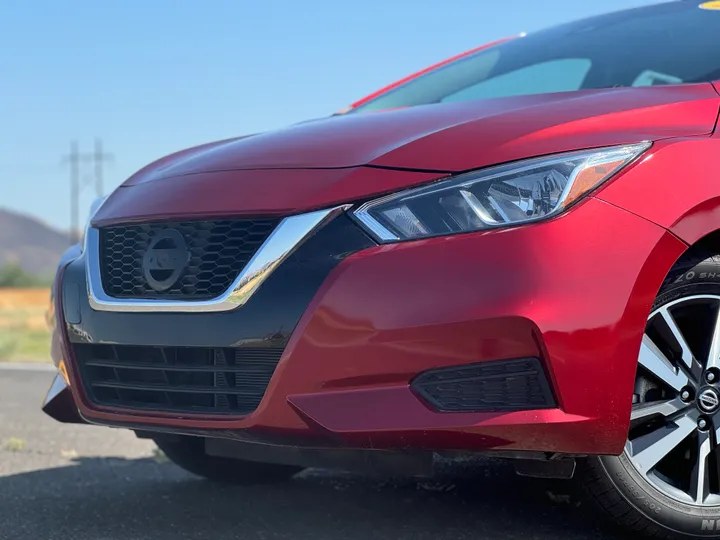 RED, 2021 NISSAN VERSA Image 2