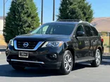 BLACK, 2017 NISSAN PATHFINDER Thumnail Image 7