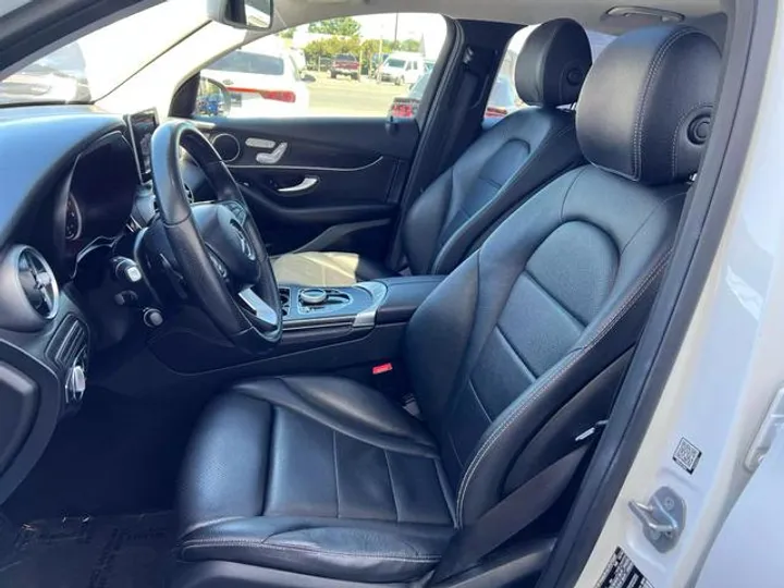 WHITE, 2017 MERCEDES-BENZ GLC COUPE Image 15