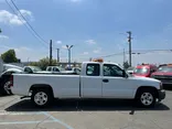 White, 2006 GMC Sierra 1500 Thumnail Image 5