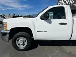 White, 2008 Chevrolet Silverado 2500HD Thumnail Image 14