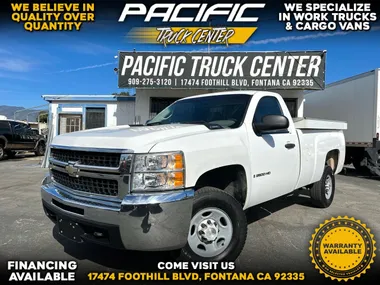 White, 2008 Chevrolet Silverado 2500HD Image 23