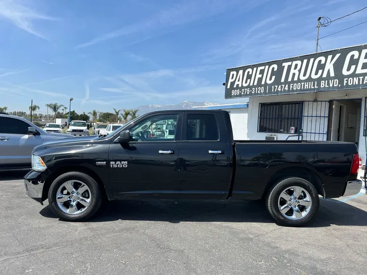 Black, 2016 RAM 1500 Image 10