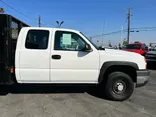 White, 2007 Chevrolet Silverado 2500HD Classic Thumnail Image 5