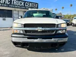 White, 2005 Chevrolet Silverado 1500 Thumnail Image 2