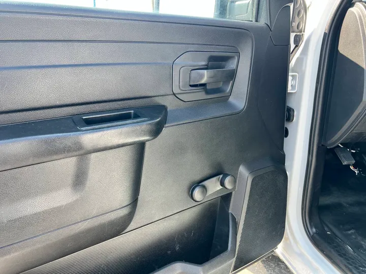 White, 2017 RAM 1500 Image 14