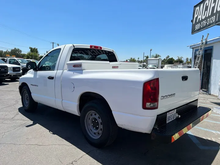 White, 2003 Dodge Ram 1500 Image 8