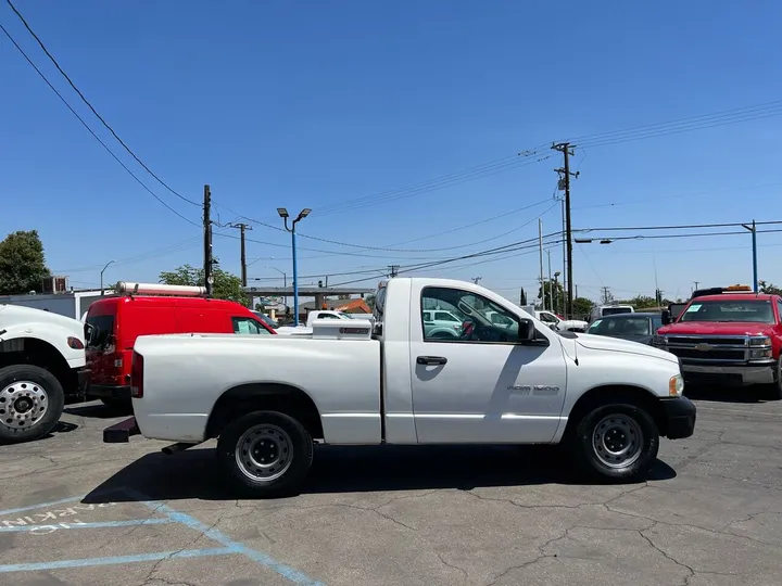 White, 2003 Dodge Ram 1500 Image 4