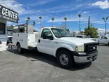 White, 2006 Ford F-350 Super Duty Thumnail Image 3