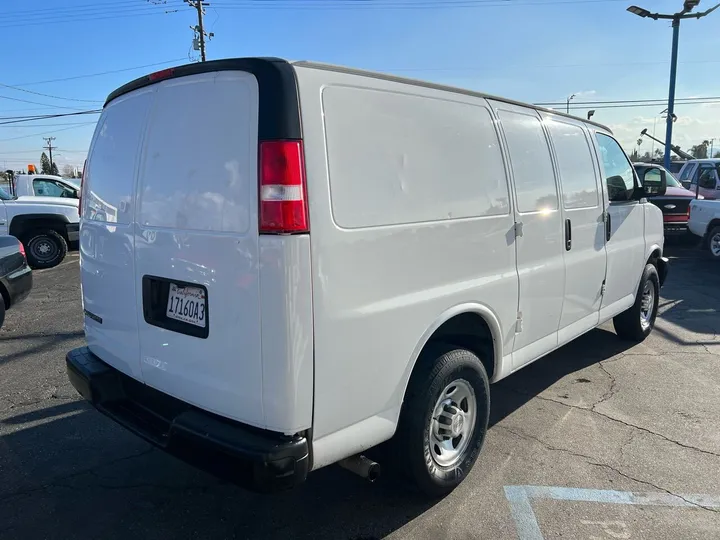 White, 2020 Chevrolet Express Image 10