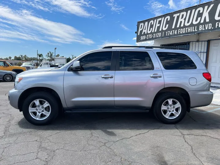 Gray, 2012 Toyota Sequoia Image 11