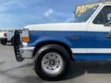 White, 1995 Ford F-250 Thumnail Image 3