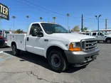 White, 2001 Ford F-350 Super Duty Thumnail Image 3