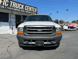 White, 2001 Ford F-350 Super Duty Thumnail Image 2