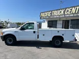 White, 2001 Ford F-350 Super Duty Thumnail Image 20