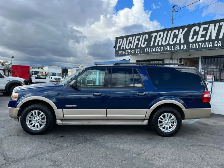 Blue, 2007 Ford Expedition EL Image 14