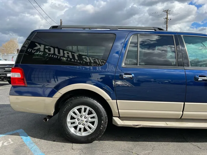 Blue, 2007 Ford Expedition EL Image 7