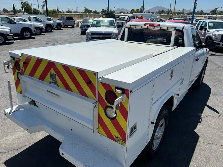 White, 2014 RAM 2500 Image 15