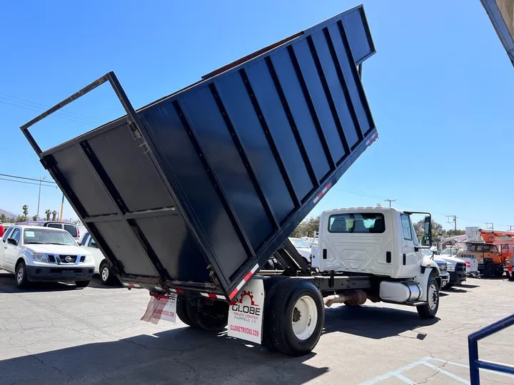 White, 2012 International DuraStar 4300 Image 6