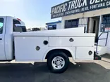 White, 2009 Chevrolet Silverado 2500HD Thumnail Image 15