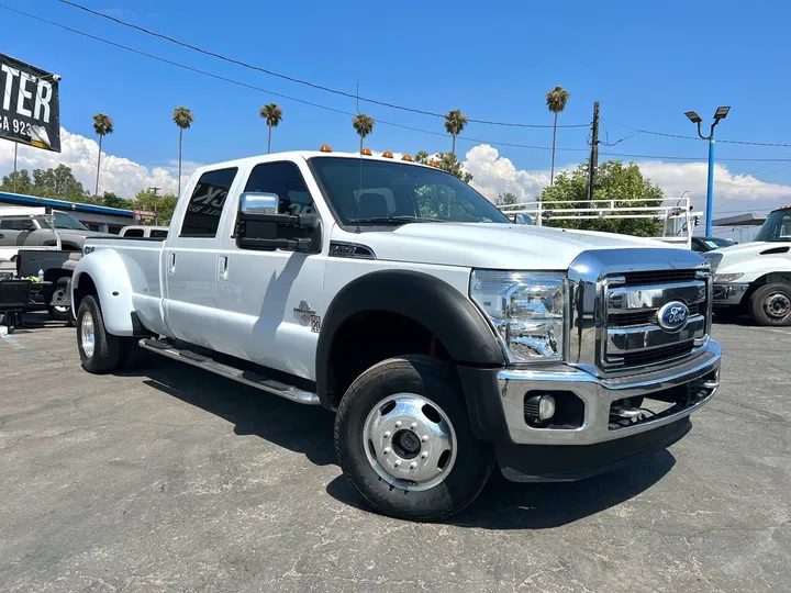 White, 2011 Ford F-450 Super Duty Image 6