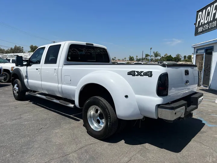 White, 2011 Ford F-450 Super Duty Image 14