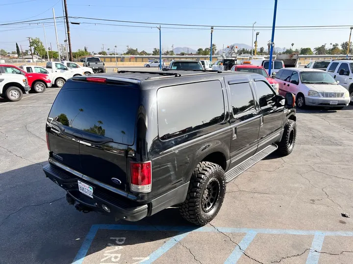 Black, 2004 Ford Excursion Image 9