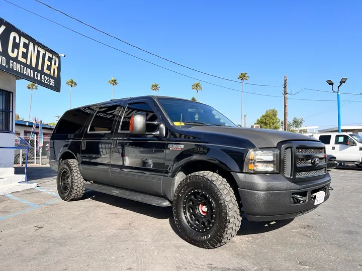 Black, 2004 Ford Excursion Image 5