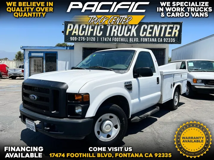 White, 2008 Ford F-250 Super Duty Image 1