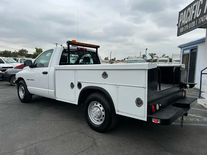 White, 2004 Dodge Ram 2500 Image 15