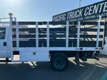 White, 2015 Ford F-550 Super Duty Thumnail Image 9