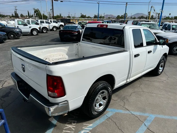 White, 2012 RAM 1500 Image 7