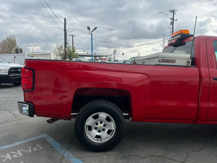 Red, 2014 Chevrolet Silverado 1500 Image 5